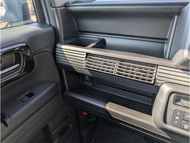 ホンダ Ｎ−ＶＡＮ ６６０ ファン ターボ R7年 (関東) 99