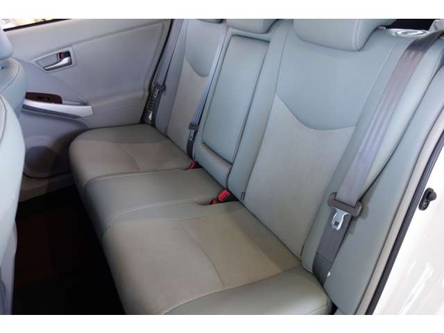 トヨタ プリウス １．８ Ｇ H26年 () 99