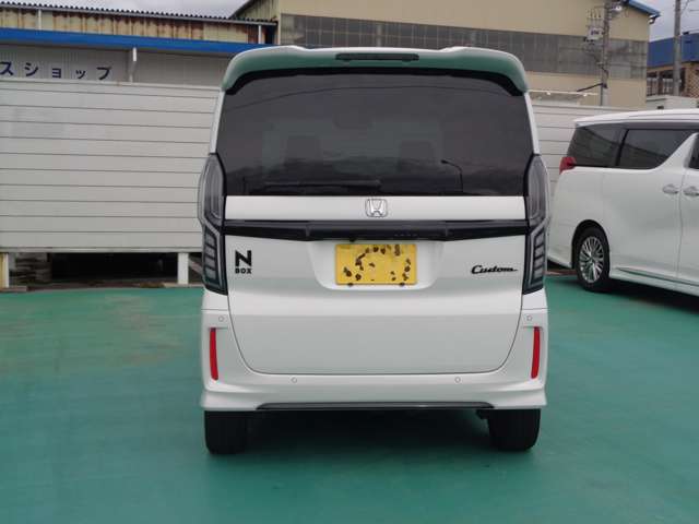 ホンダ Ｎ　ＢＯＸ カスタム ６６０ Ｌ ターボ スタイルプラス ブラック ４ＷＤ R4年 () 99