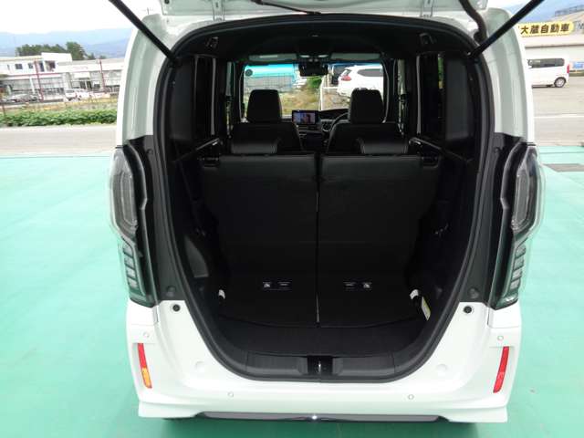 ホンダ Ｎ　ＢＯＸ カスタム ６６０ Ｌ ターボ スタイルプラス ブラック ４ＷＤ R4年 () 99