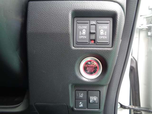 ホンダ Ｎ　ＢＯＸ カスタム ６６０ Ｌ ターボ スタイルプラス ブラック ４ＷＤ R4年 () 99