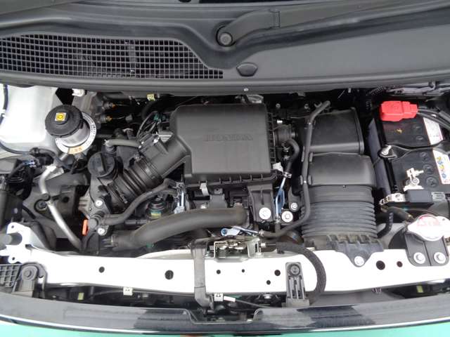 ホンダ Ｎ　ＢＯＸ カスタム ６６０ Ｌ ターボ スタイルプラス ブラック ４ＷＤ R4年 () 99