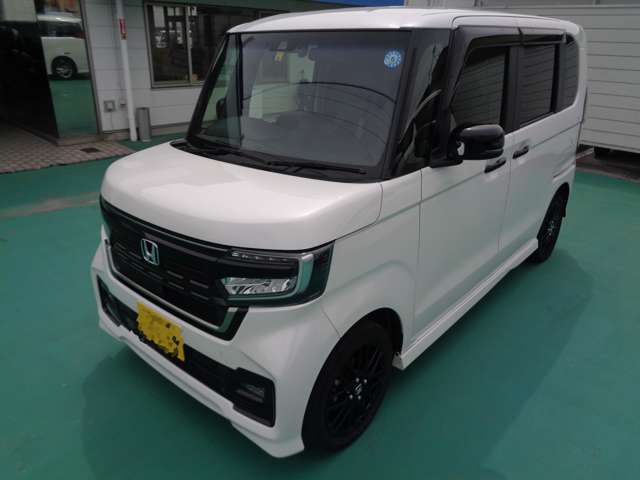 ホンダ Ｎ　ＢＯＸ カスタム ６６０ Ｌ ターボ スタイルプラス ブラック ４ＷＤ R4年 () 99