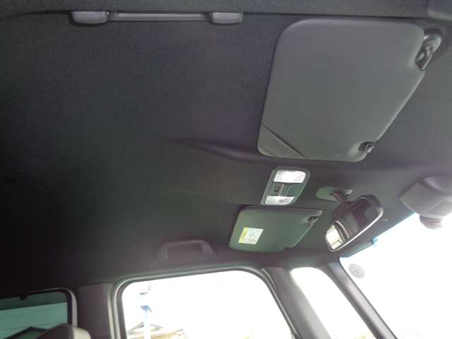 ホンダ Ｎ　ＢＯＸ カスタム ６６０ Ｌ ターボ スタイルプラス ブラック ４ＷＤ R4年 () 99