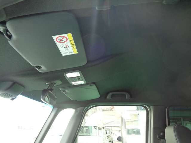 ホンダ Ｎ　ＢＯＸ カスタム ６６０ Ｌ ターボ スタイルプラス ブラック ４ＷＤ R4年 () 99