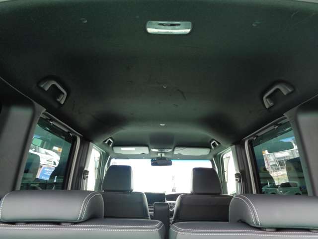 ホンダ Ｎ　ＢＯＸ カスタム ６６０ Ｌ ターボ スタイルプラス ブラック ４ＷＤ R4年 () 99