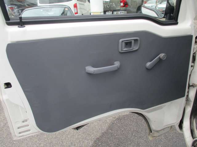 ダイハツ ハイゼットトラック ６６０ エアコン・パワステスペシャル ３方開 ４ＷＤ H16年 (中国) 99