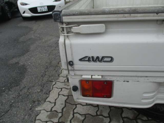 ダイハツ ハイゼットトラック ６６０ エアコン・パワステスペシャル ３方開 ４ＷＤ H16年 (中国) 99