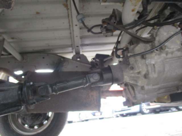 ダイハツ ハイゼットトラック ６６０ エアコン・パワステスペシャル ３方開 ４ＷＤ H16年 (中国) 99