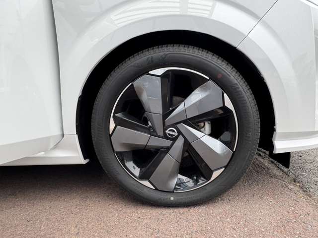 日産 ノートオーラ １．２ Ｇ レザーエディション R4年 (東北) 99