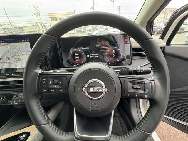 日産 ノートオーラ １．２ Ｇ レザーエディション R4年 (東北) 99