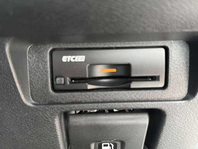 日産 ノートオーラ １．２ Ｇ レザーエディション R4年 (東北) 99