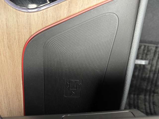 日産 ノートオーラ １．２ Ｇ レザーエディション R4年 (東北) 99