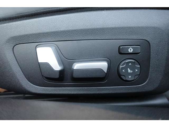 ＢＭＷ Ｍ４クーペ コンペティション R4年 (近畿) 99