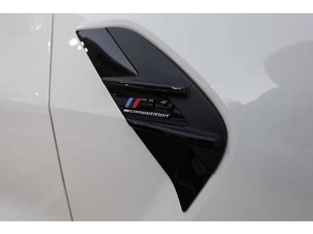 ＢＭＷ Ｍ４クーペ コンペティション R4年 (近畿) 99