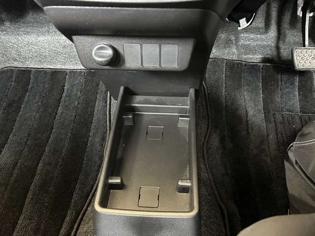 ダイハツ ミラ　イース ６６０ Ｌ H30年 (東海) 99