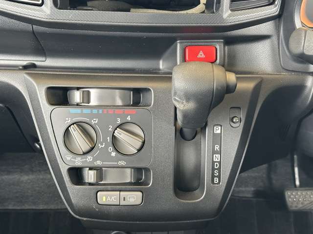 ダイハツ ミラ　イース ６６０ Ｌ H30年 (東海) 99