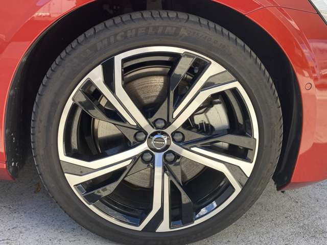 ボルボ Ｖ６０ リチャージ アルティメット Ｔ６ ＡＷＤ プラグイン ハイブリッド ４ＷＤ R5年 (関東) 99