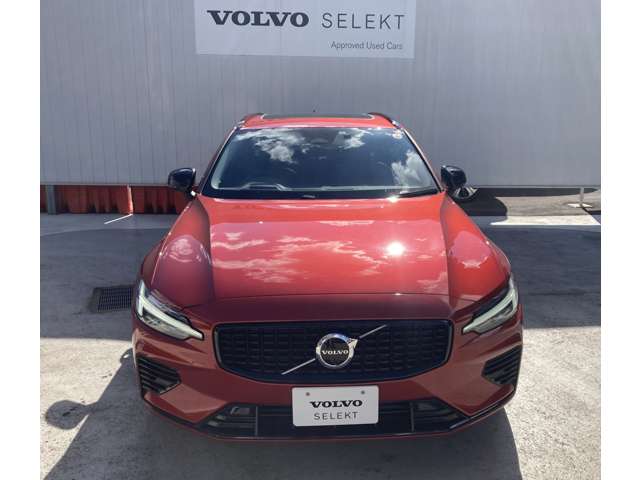 ボルボ Ｖ６０ リチャージ アルティメット Ｔ６ ＡＷＤ プラグイン ハイブリッド ４ＷＤ R5年 (関東) 99
