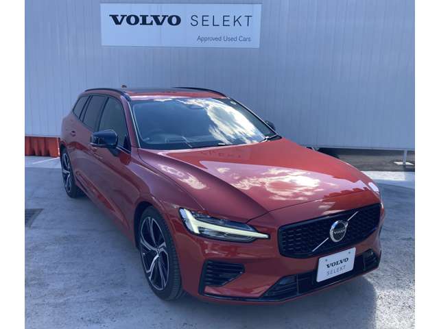 ボルボ Ｖ６０ リチャージ アルティメット Ｔ６ ＡＷＤ プラグイン ハイブリッド ４ＷＤ R5年 (関東) 99