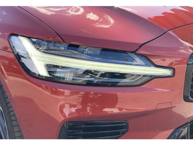 ボルボ Ｖ６０ リチャージ アルティメット Ｔ６ ＡＷＤ プラグイン ハイブリッド ４ＷＤ R5年 (関東) 99