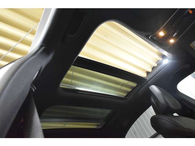 メルセデスベンツ Ｃクラス Ｃ２００ ４マチック アバンギャルド ＡＭＧライン （ＩＳＧ搭載モデル） ４ＷＤ R4年 (関東) 99