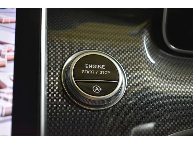 メルセデスベンツ Ｃクラス Ｃ２００ ４マチック アバンギャルド ＡＭＧライン （ＩＳＧ搭載モデル） ４ＷＤ R4年 (関東) 99