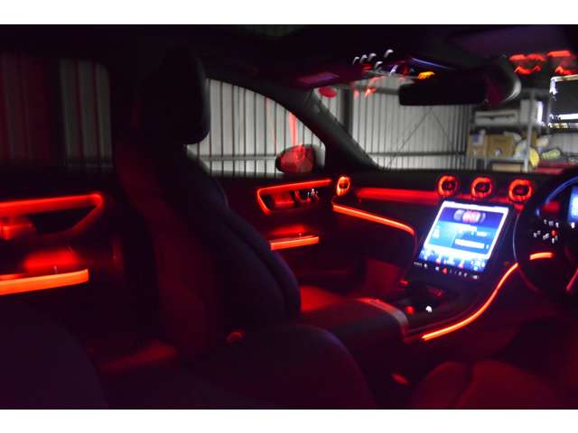 メルセデスベンツ Ｃクラス Ｃ２００ ４マチック アバンギャルド ＡＭＧライン （ＩＳＧ搭載モデル） ４ＷＤ R4年 (関東) 99