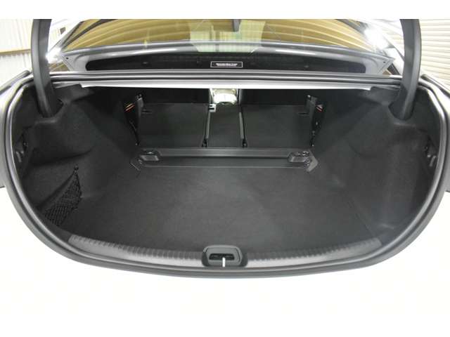 メルセデスベンツ Ｃクラス Ｃ２００ ４マチック アバンギャルド ＡＭＧライン （ＩＳＧ搭載モデル） ４ＷＤ R4年 (関東) 99