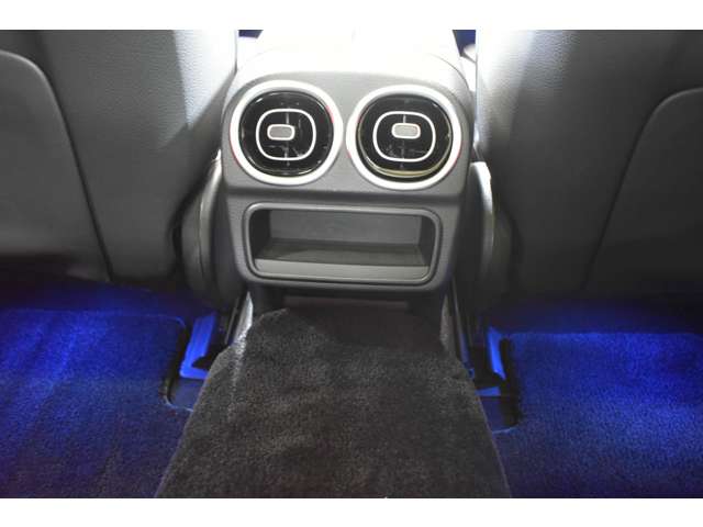 メルセデスベンツ Ｃクラス Ｃ２００ ４マチック アバンギャルド ＡＭＧライン （ＩＳＧ搭載モデル） ４ＷＤ R4年 (関東) 99