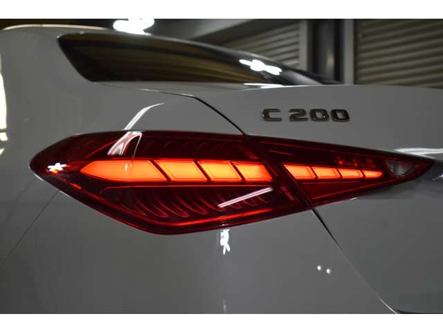 メルセデスベンツ Ｃクラス Ｃ２００ ４マチック アバンギャルド ＡＭＧライン （ＩＳＧ搭載モデル） ４ＷＤ R4年 (関東) 99