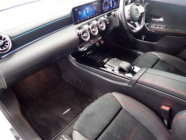 メルセデスベンツ ＣＬＡクラス ＣＬＡ１８０ ＡＭＧライン R2年 (関東) 99