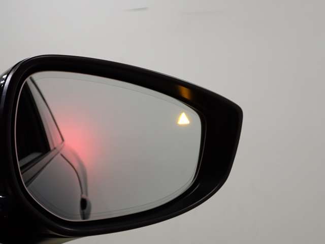 マツダ ＭＸ−３０ ２．０ R4年 (関東) 99