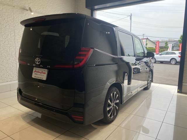 トヨタ ノア ２．０ Ｓ－Ｚ R4年 (九州・沖縄) 99