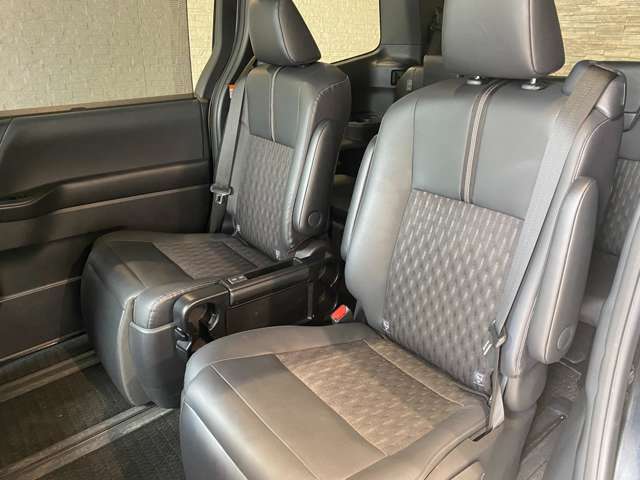 トヨタ ノア ２．０ Ｓ－Ｚ R4年 (九州・沖縄) 99