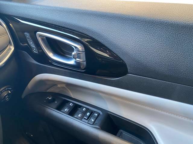 ジープ コンパス リミテッド R5年 (九州・沖縄) 99