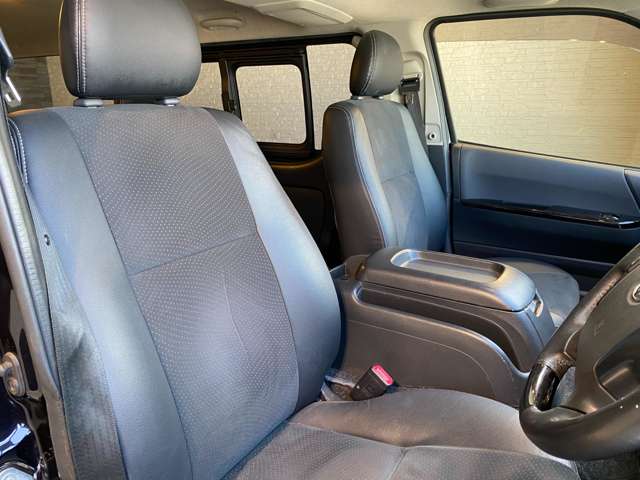 トヨタ ハイエースバン ３．０ ＤＸ ロング ＧＬパッケージ ディーゼルターボ ４ＷＤ H29年 (九州・沖縄) 99