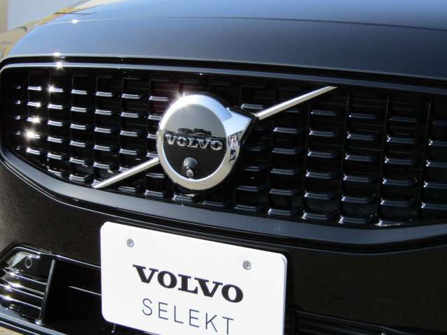 ボルボ Ｖ６０ リチャージ アルティメット Ｔ６ ＡＷＤ プラグイン ハイブリッド ４ＷＤ R6年 (四国) 99