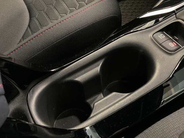 トヨタ カローラスポーツ １．２ Ｇ Ｚ ４ＷＤ H30年 (北海道) 99