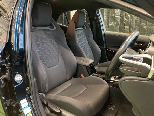 トヨタ カローラスポーツ １．２ Ｇ Ｚ ４ＷＤ H30年 (北海道) 99