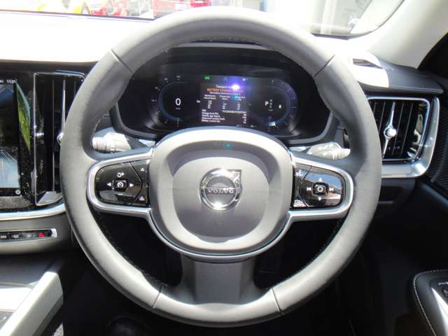 ボルボ Ｖ６０ ウルトラ　Ｂ４ R7年 (東北) 99