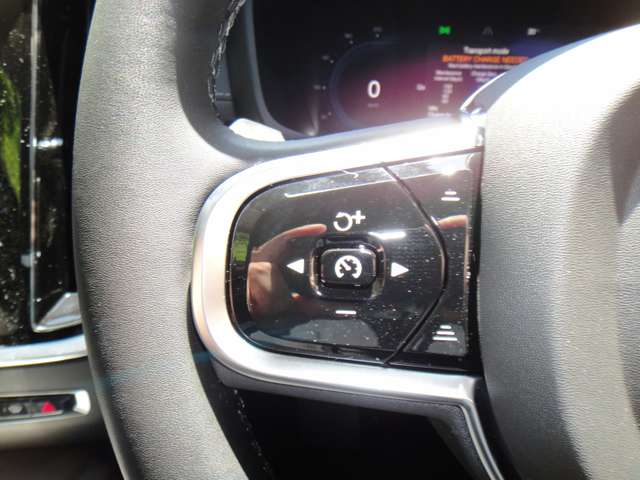 ボルボ Ｖ６０ ウルトラ　Ｂ４ R7年 (東北) 99