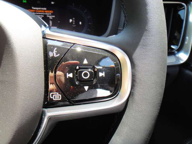 ボルボ Ｖ６０ ウルトラ　Ｂ４ R7年 (東北) 99