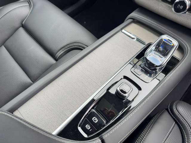 ボルボ ＸＣ９０ ウルトラ Ｂ５ ＡＷＤ ４ＷＤ R6年 (東北) 99