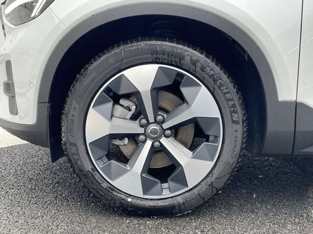 ボルボ ＸＣ４０ ウルトラ Ｂ４ ＡＷＤ ４ＷＤ R6年 (東北) 99