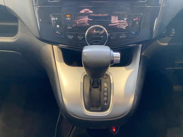 日産 セレナ ２．０ ２０Ｘ H24年 (九州・沖縄) 99