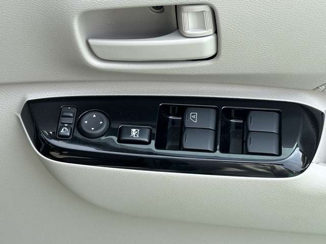 日産 ルークス ６６０ Ｘ R4年 (東海) 99