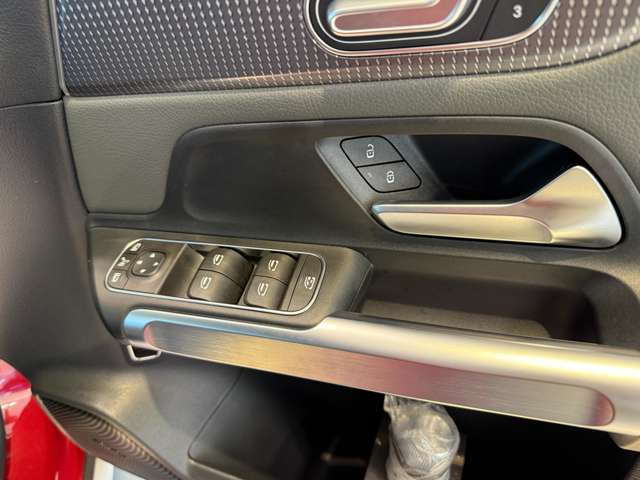 メルセデスベンツ ＥＱＢ ２５０ ＭＰ２０２３０１ R6年 (関東) 99