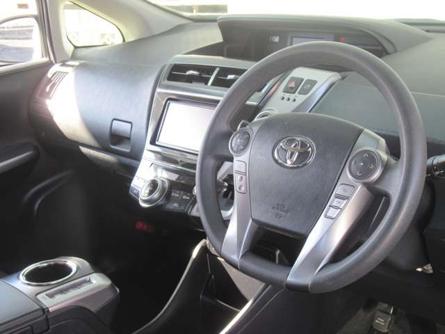 トヨタ プリウスΑ １．８ Ｓ H28年 (東北) 99