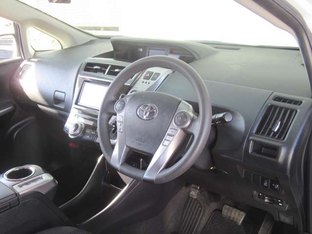 トヨタ プリウスΑ １．８ Ｓ H28年 (東北) 99